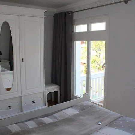 Båthotell Ostseewelle Comfortable Middelhagen